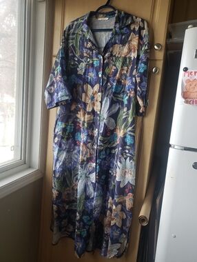 100% Linen Floral Button-Front Maxi Summer Dress in Navy With Pockets
